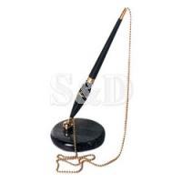 Pen Holder With Chain 笔座连笔